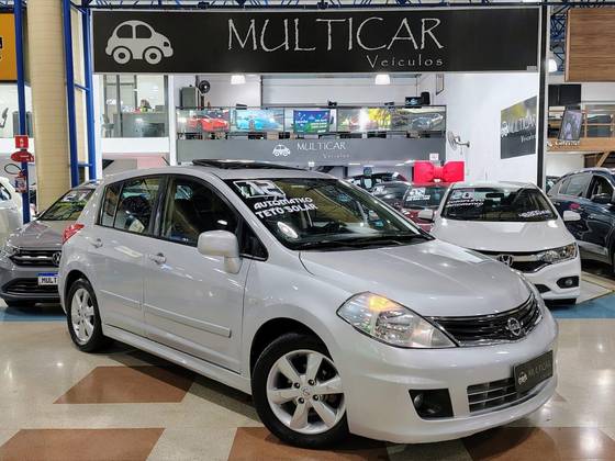 NISSAN TIIDA 1.8 SL 16V FLEX 4P AUTOMÁTICO NISSAN TIIDA 1.8 SL 16V FLEX 4P AUTOMÁTICO